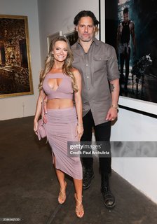 Caitlin O'Connor feet photo 18