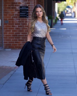 Caitlin O'Connor feet photo 4