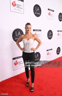 Caitlin O'Connor feet photo 13