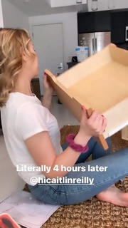 Caitlin Reilly feet photo 1