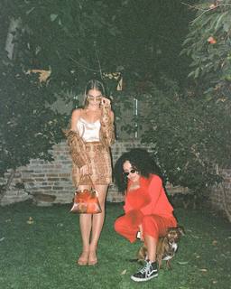 Caitlin Stasey feet photo thumbnail