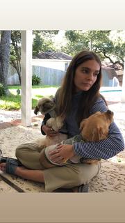 Caitlin Stasey feet photo thumbnail