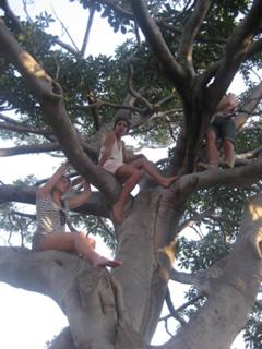 Caitlin Stasey feet photo thumbnail