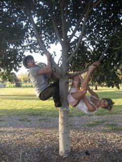 Caitlin Stasey feet photo thumbnail