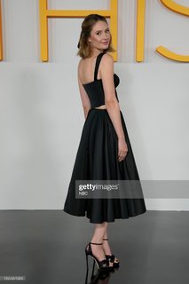 Caitlin Thompson feet photo 2