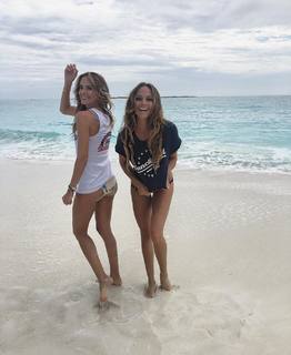Caitlin Upton feet photo 18