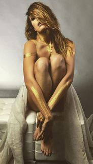 Caitlin Upton feet photo 10