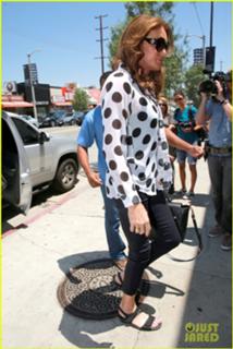 Caitlyn Jenner feet photo thumbnail