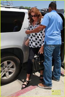 Caitlyn Jenner feet photo thumbnail