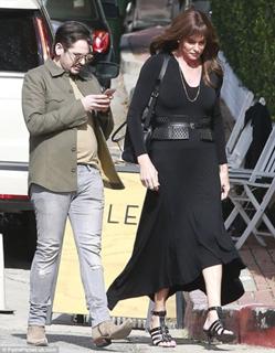 Caitlyn Jenner feet photo thumbnail