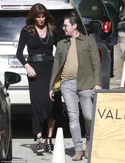 Caitlyn Jenner feet photo thumbnail