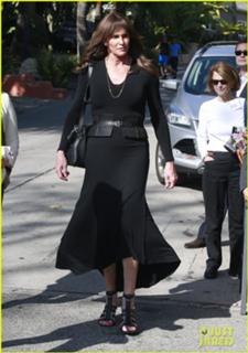 Caitlyn Jenner feet photo thumbnail