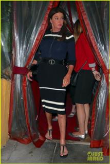 Caitlyn Jenner feet photo thumbnail