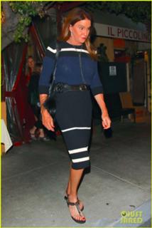 Caitlyn Jenner feet photo thumbnail