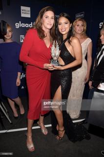 Caitlyn Jenner feet photo thumbnail