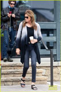 Caitlyn Jenner feet photo thumbnail