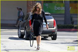 Caitlyn Jenner feet photo thumbnail