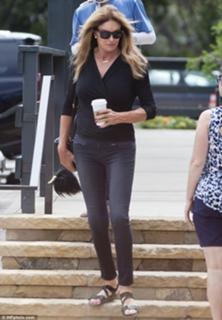 Caitlyn Jenner feet photo thumbnail