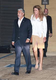 Caitlyn Jenner feet photo thumbnail