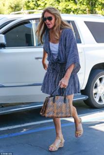 Caitlyn Jenner feet photo thumbnail