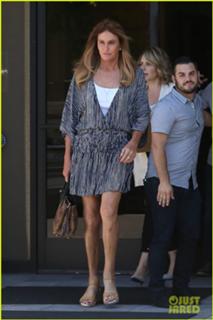 Caitlyn Jenner feet photo thumbnail