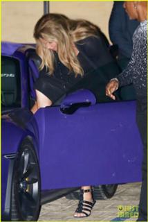 Caitlyn Jenner feet photo thumbnail