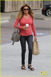 Caitlyn Jenner feet photo thumbnail