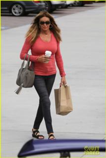 Caitlyn Jenner feet photo thumbnail