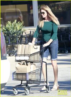 Caitlyn Jenner feet photo thumbnail