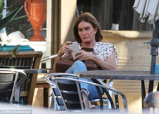 Caitlyn Jenner feet photo thumbnail