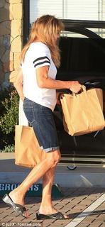 Caitlyn Jenner feet photo thumbnail