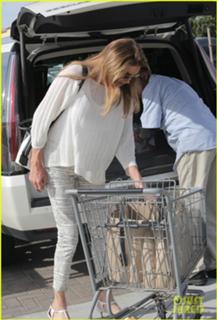 Caitlyn Jenner feet photo thumbnail