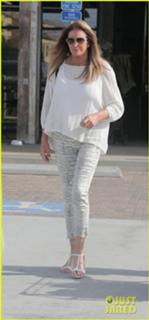 Caitlyn Jenner feet photo thumbnail