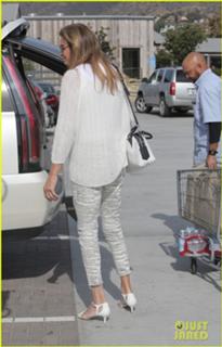 Caitlyn Jenner feet photo thumbnail