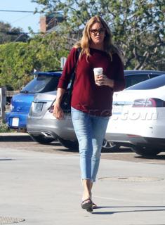 Caitlyn Jenner feet photo thumbnail