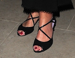 Caitlyn Jenner feet photo thumbnail