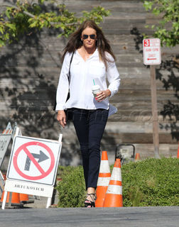 Caitlyn Jenner feet photo thumbnail