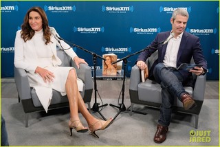 Caitlyn Jenner feet photo thumbnail