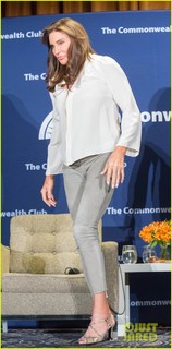 Caitlyn Jenner feet photo thumbnail