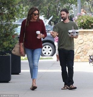 Caitlyn Jenner feet photo thumbnail