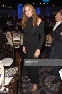 Caitlyn Jenner feet photo thumbnail