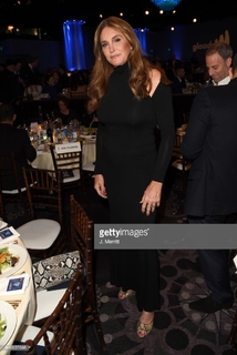 Caitlyn Jenner feet photo thumbnail