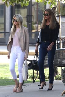 Caitlyn Jenner feet photo thumbnail