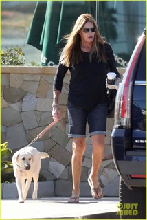 Caitlyn Jenner feet photo thumbnail