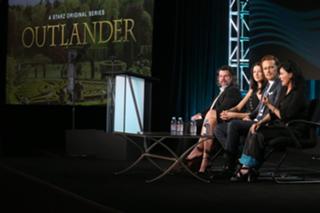 Caitríona Balfe feet photo thumbnail