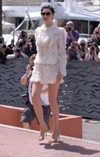 Caitríona Balfe feet photo thumbnail