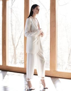 Caitríona Balfe feet photo thumbnail