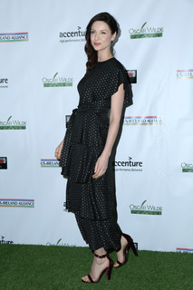 Caitríona Balfe feet photo thumbnail