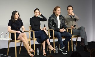 Caitríona Balfe feet photo thumbnail