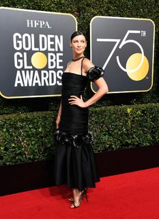 Caitríona Balfe feet photo thumbnail